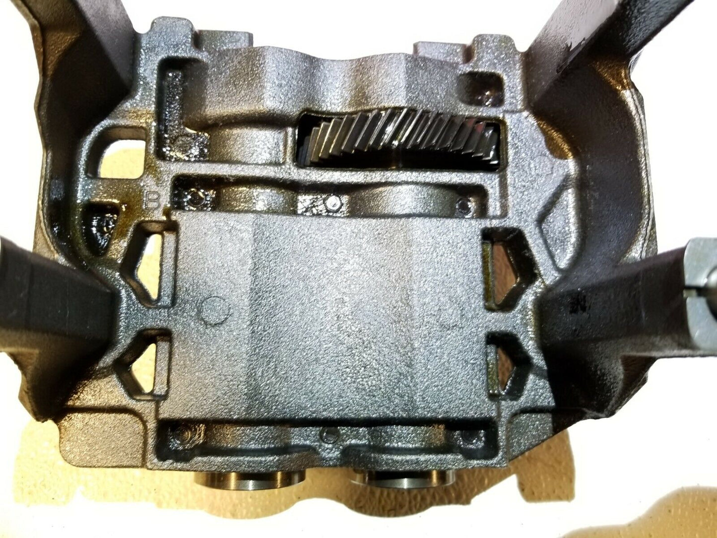 09 10 11 12 13 Mazda 6 2.5l Engine Balancer Shaft OEM 119k Miles