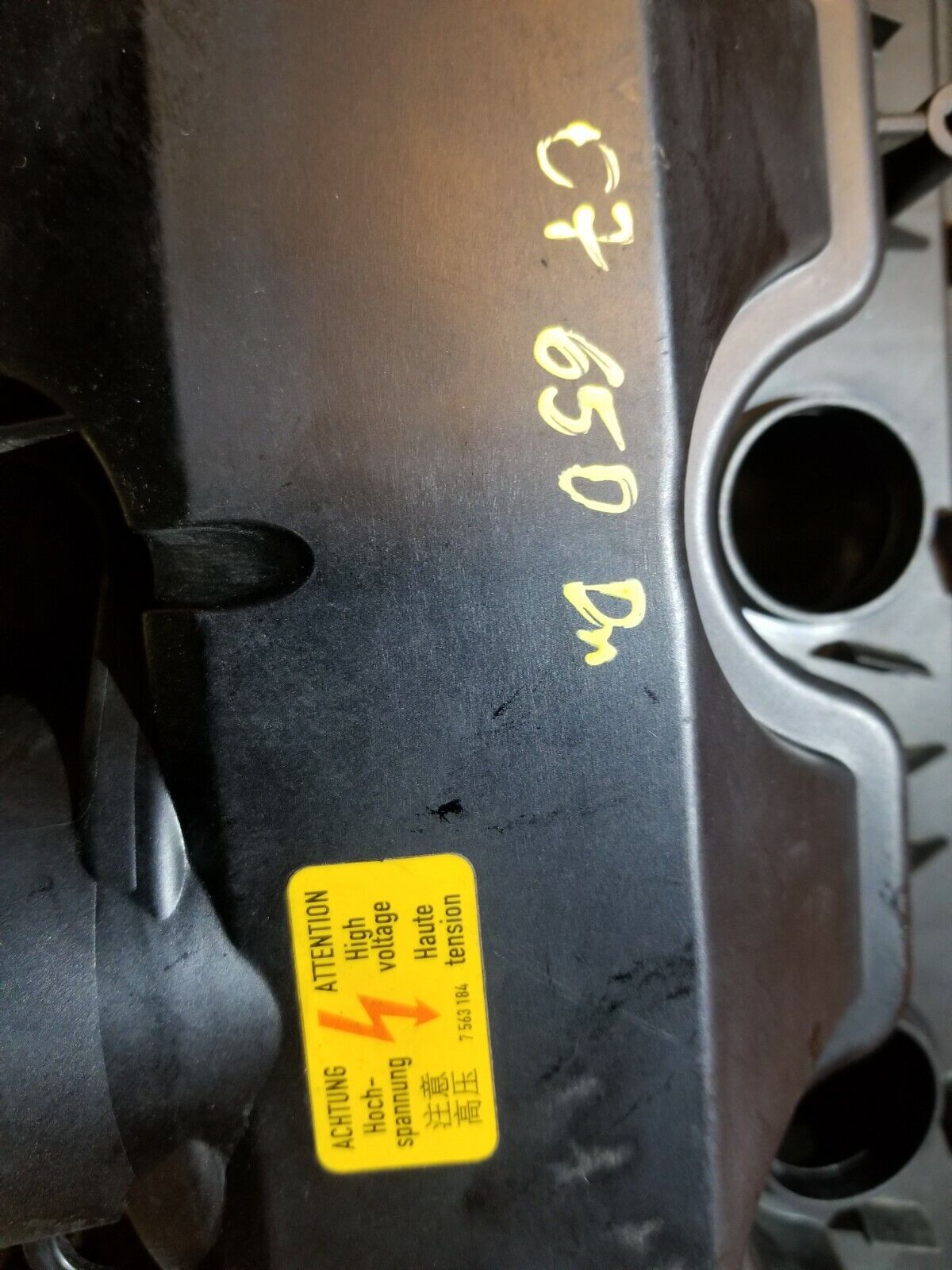 06 07 08 09 10 BMW 650i E63 N62 Engine Valve Cover Driver Side Left OEM