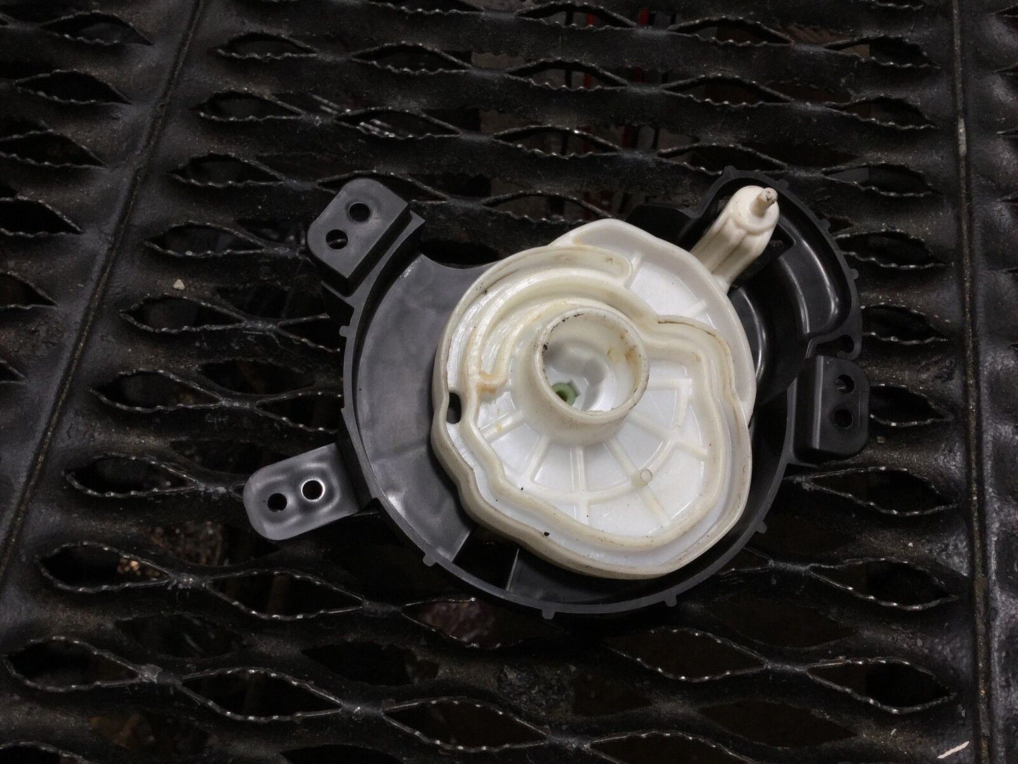 15 16 17 Chrysler 200 A/c AC Core Actuator Servo Flap Motor OEM