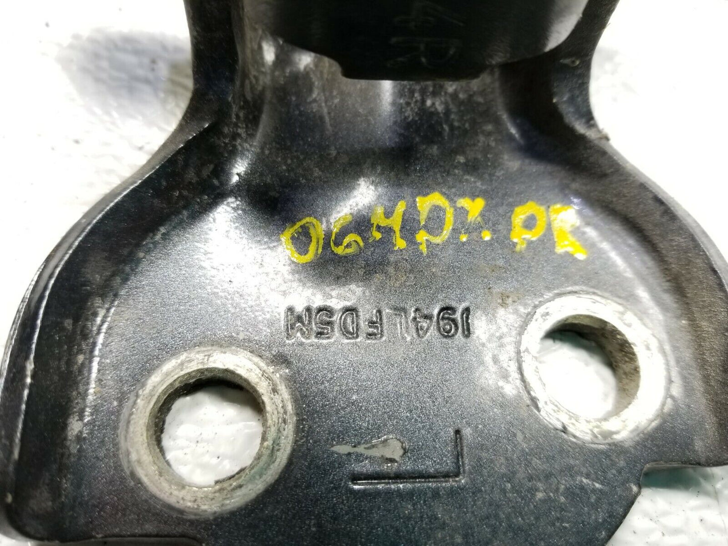03 04 05 06 Acura MDX Left Driver Side Door Hinge OEM 55k Miles