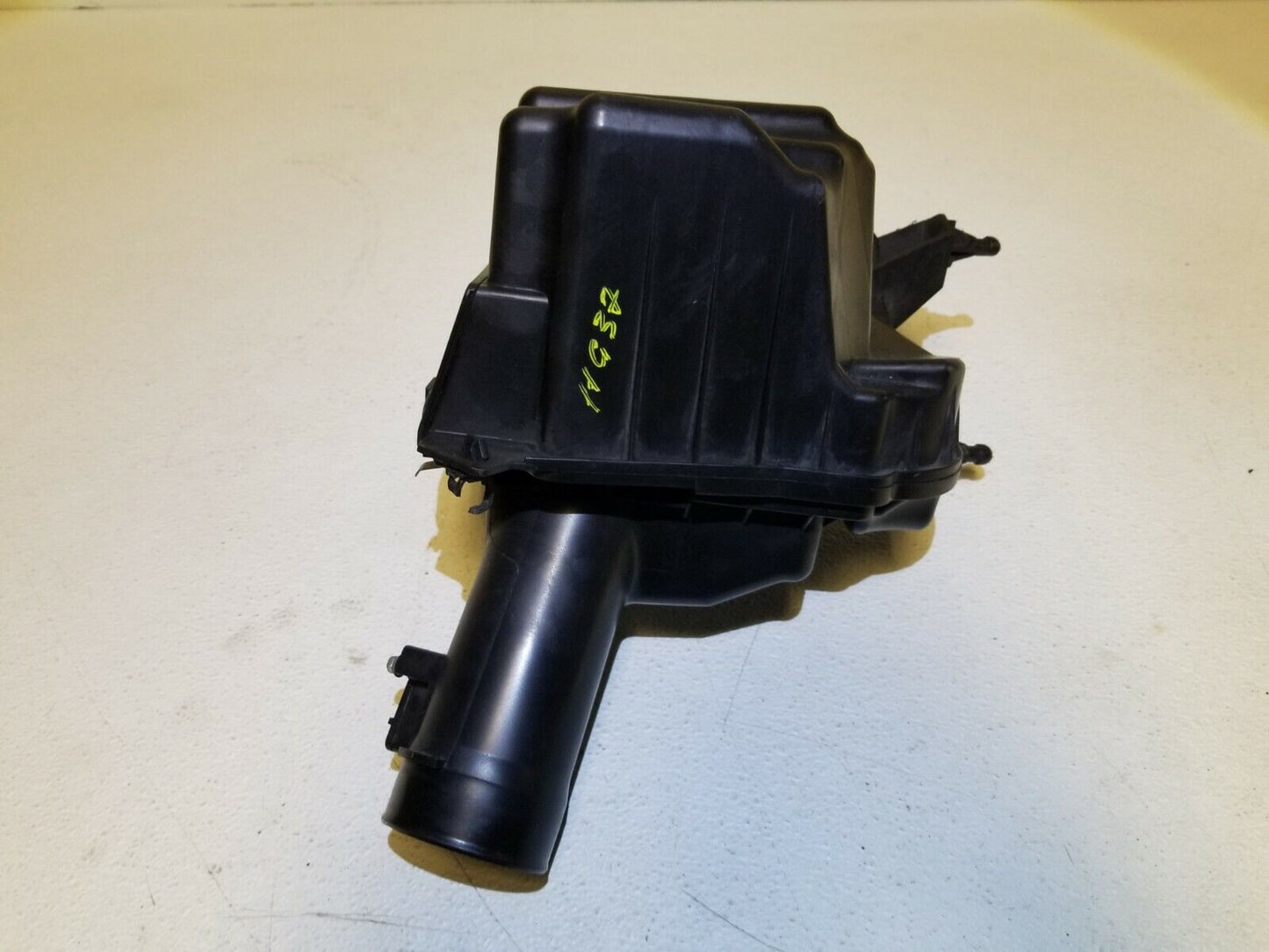 10 11 12 13 Infiniti G37 Coupe Air Cleaner Box OEM