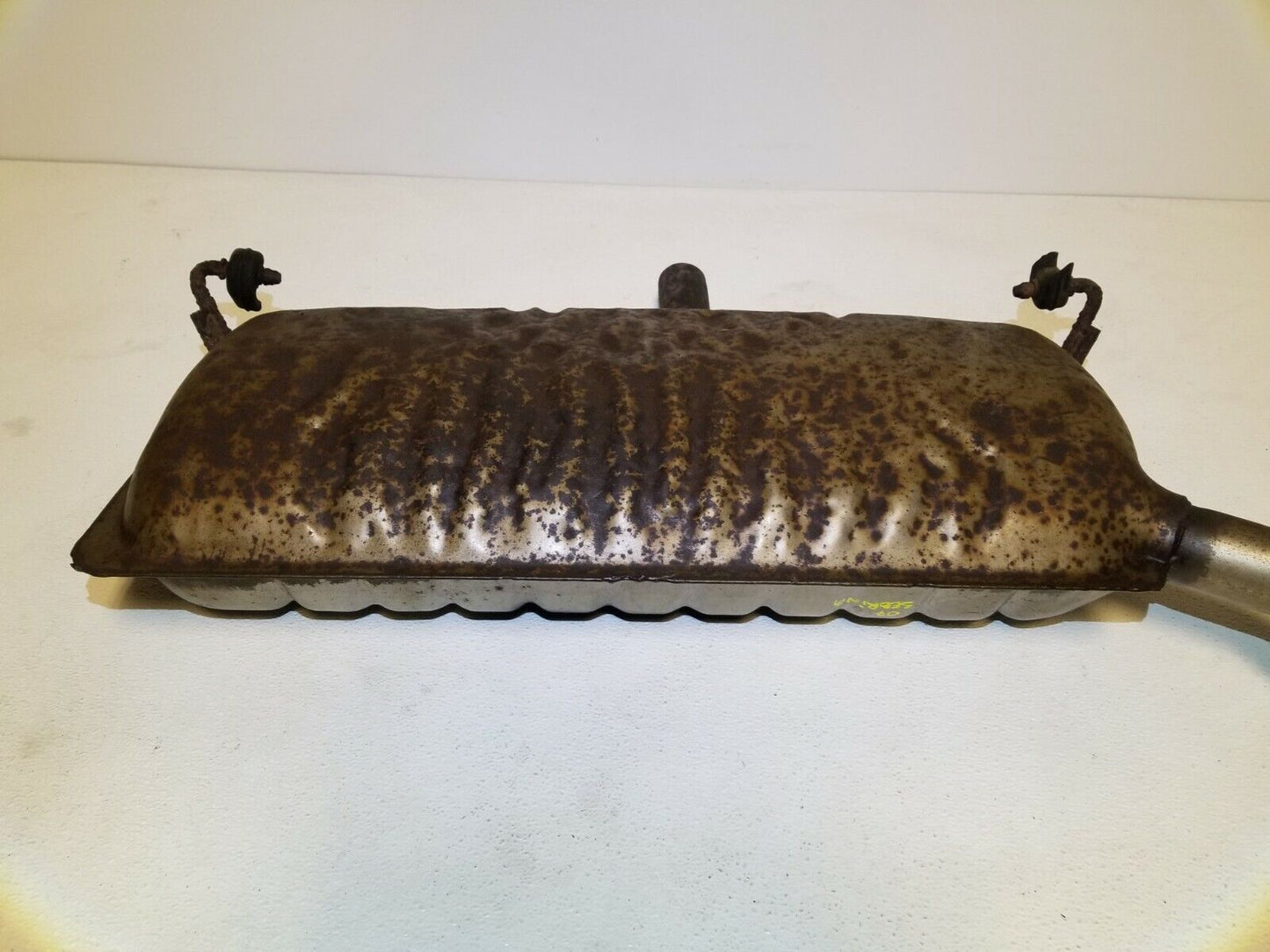 07 08 09 10 Chrysler Sebring 2.4l Rear Exhaust Muffler OEM