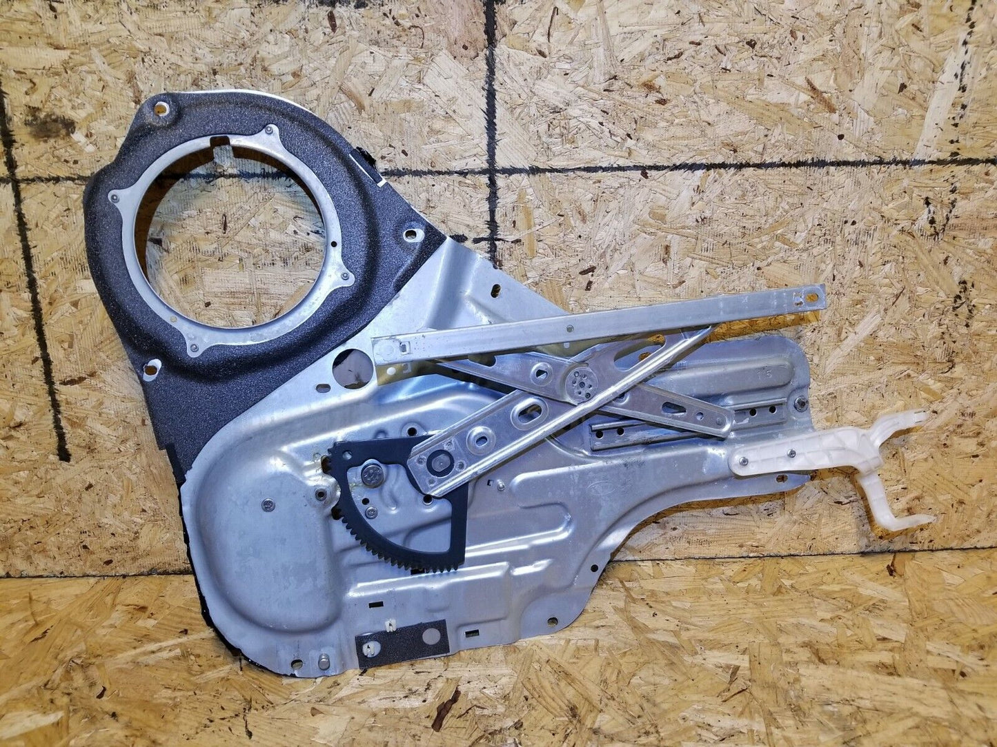 11 12 13 Kia Soul Rear Door Window Regulator Panel Right Passenger Side OEM