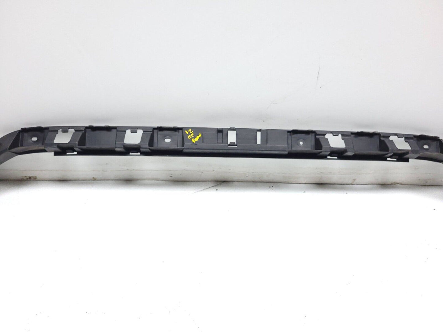 09 10 11 12 Volkswagen Cc Rear Bumper Center Support Bracket 3c8807863 OEM