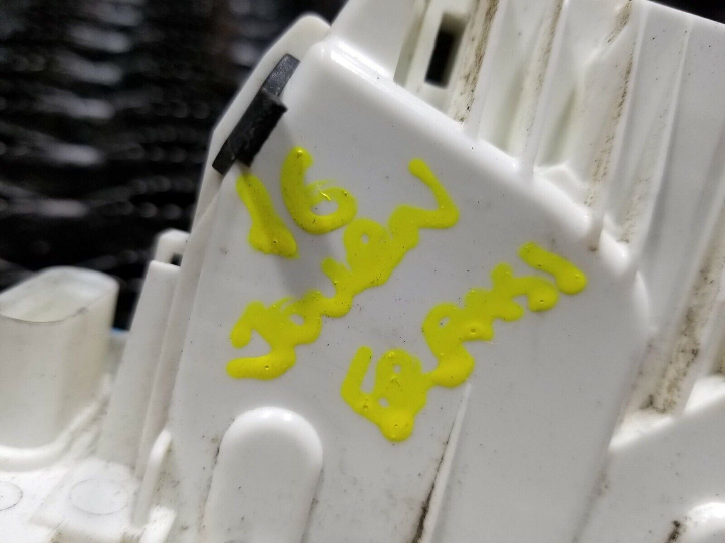 12 13 14 15 16 Dodge Journey Front Right Passenger Door Lock Actuator OEM 54k