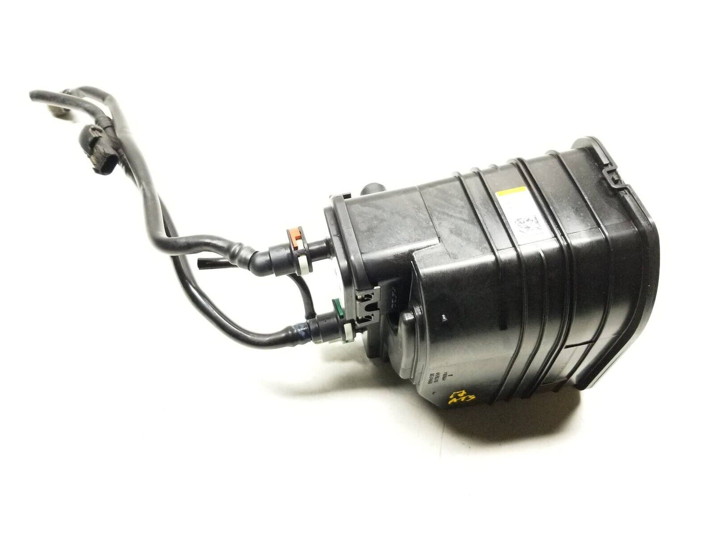 2013 - 2018 Cadillac Ats Fuel Vapor Charcoal Canister 84152925oem