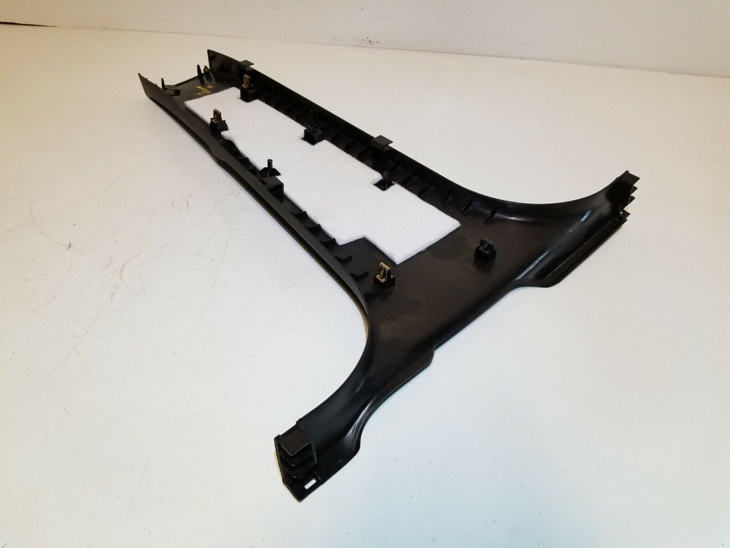 13 14 15 16 Ford Escape Center Driver Side B Pillar Lower Trim Pane OEM 83k