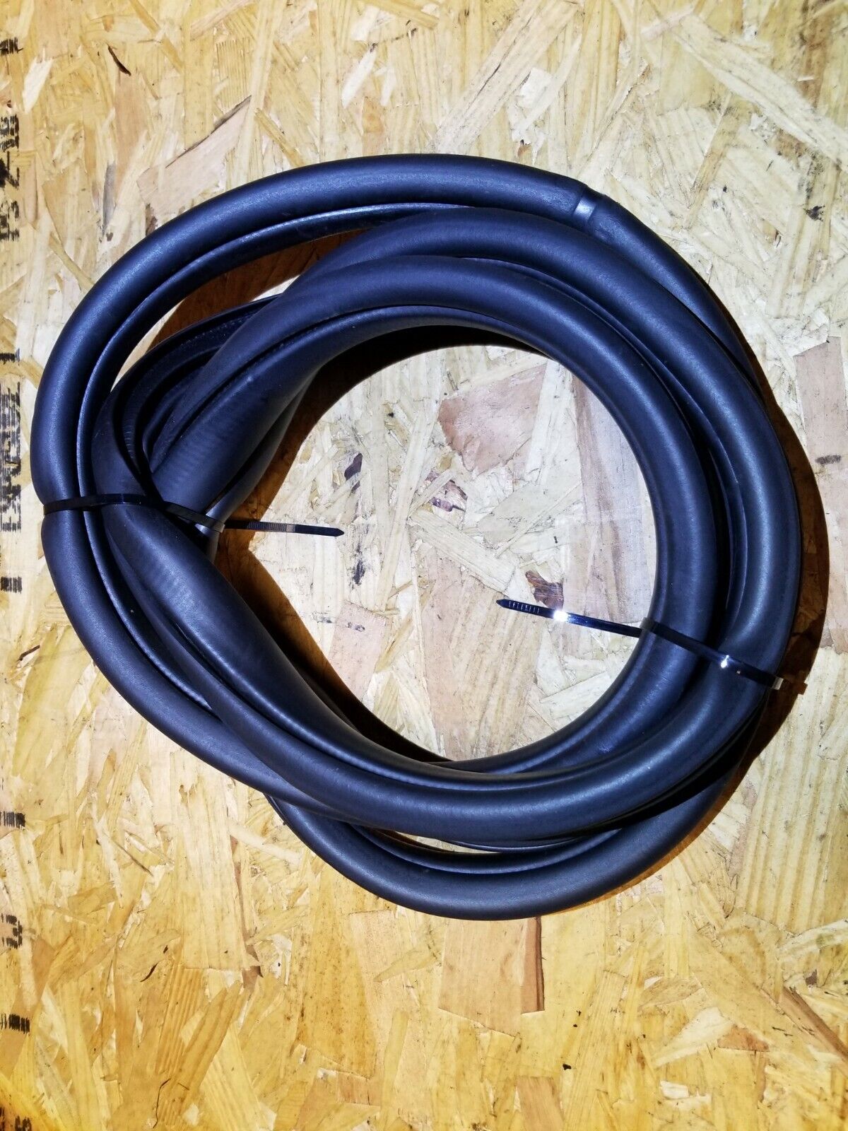 06 07 08 09 Mercury Milan Rear Right Passenger Side Door Weatherstrip Seal OEM