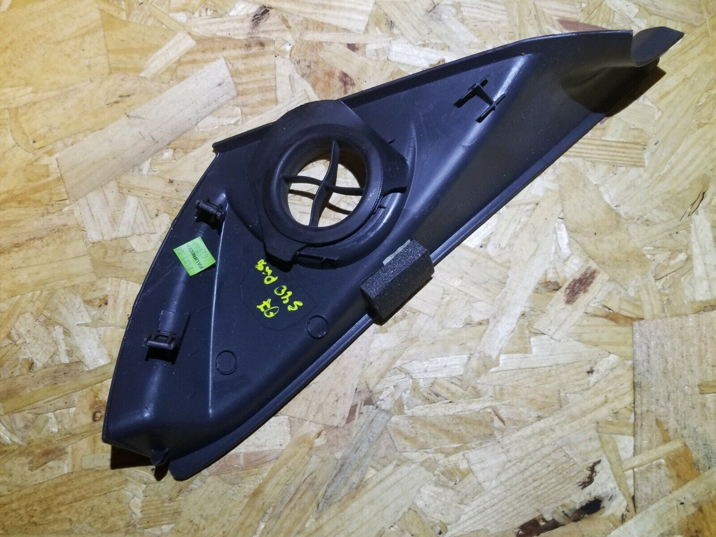05 06 07 Volvo S40 Dash End Cap Trim Right Passenger Side OEM