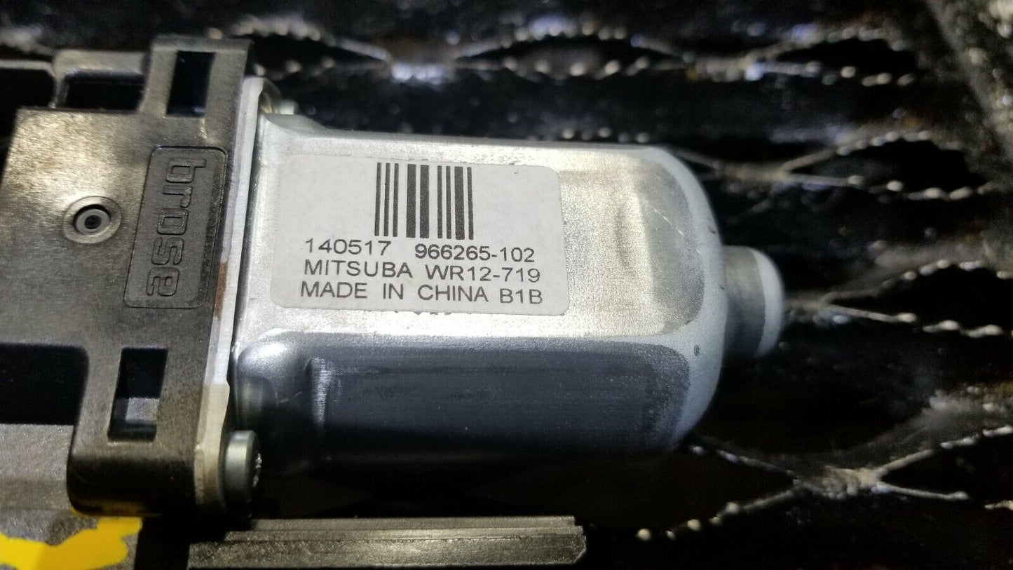 14 15 16 17 Volvo S60 Rear Right Pass Side Door Window Regulator Motor OEM