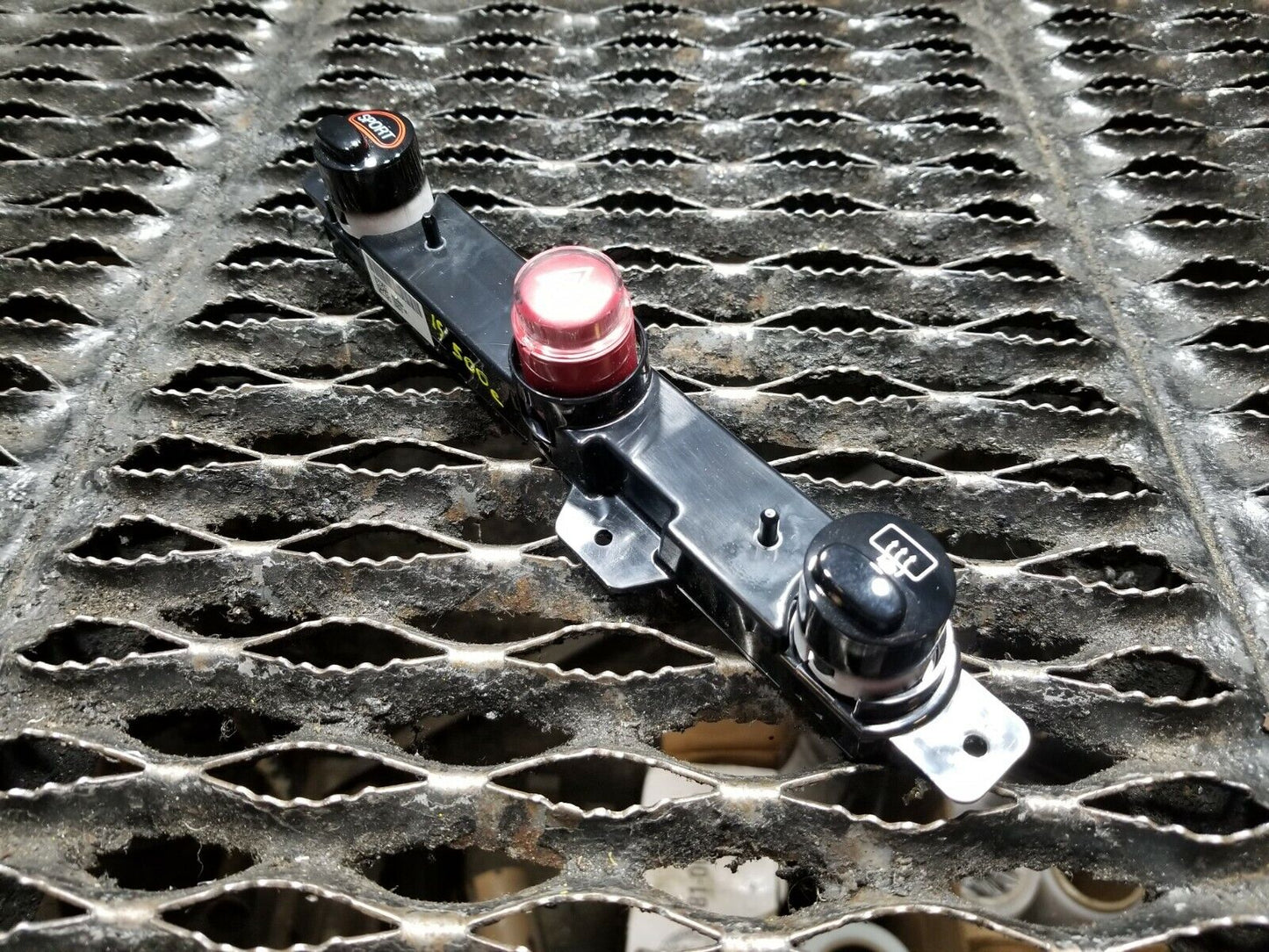 14 15 16 Fiat 500 Hazard Sport Defroster Switch OEM 12k