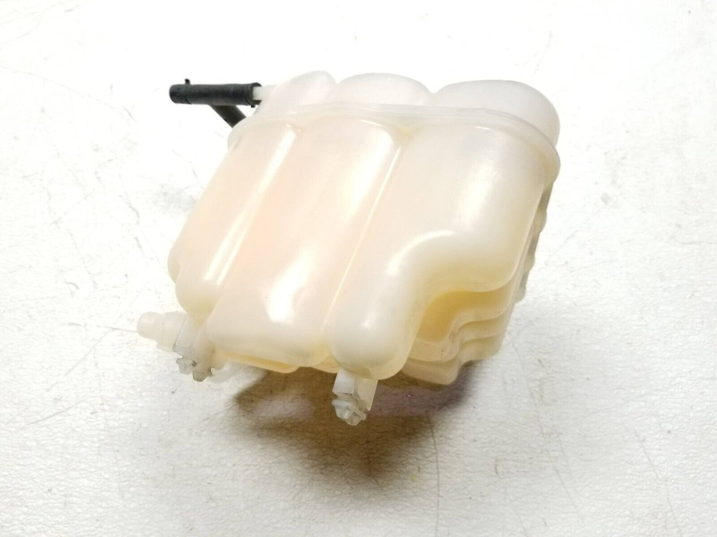 2011 - 2014 Porsche Cayenne 3.6l Engine Coolant Reservoir Bottle OEM