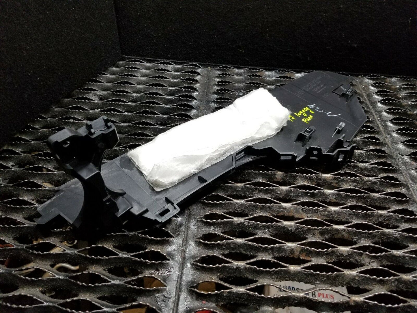 15 16 17 Subaru Legacy Right Pass Center Console Side Trim Cover 92125al00a OEM