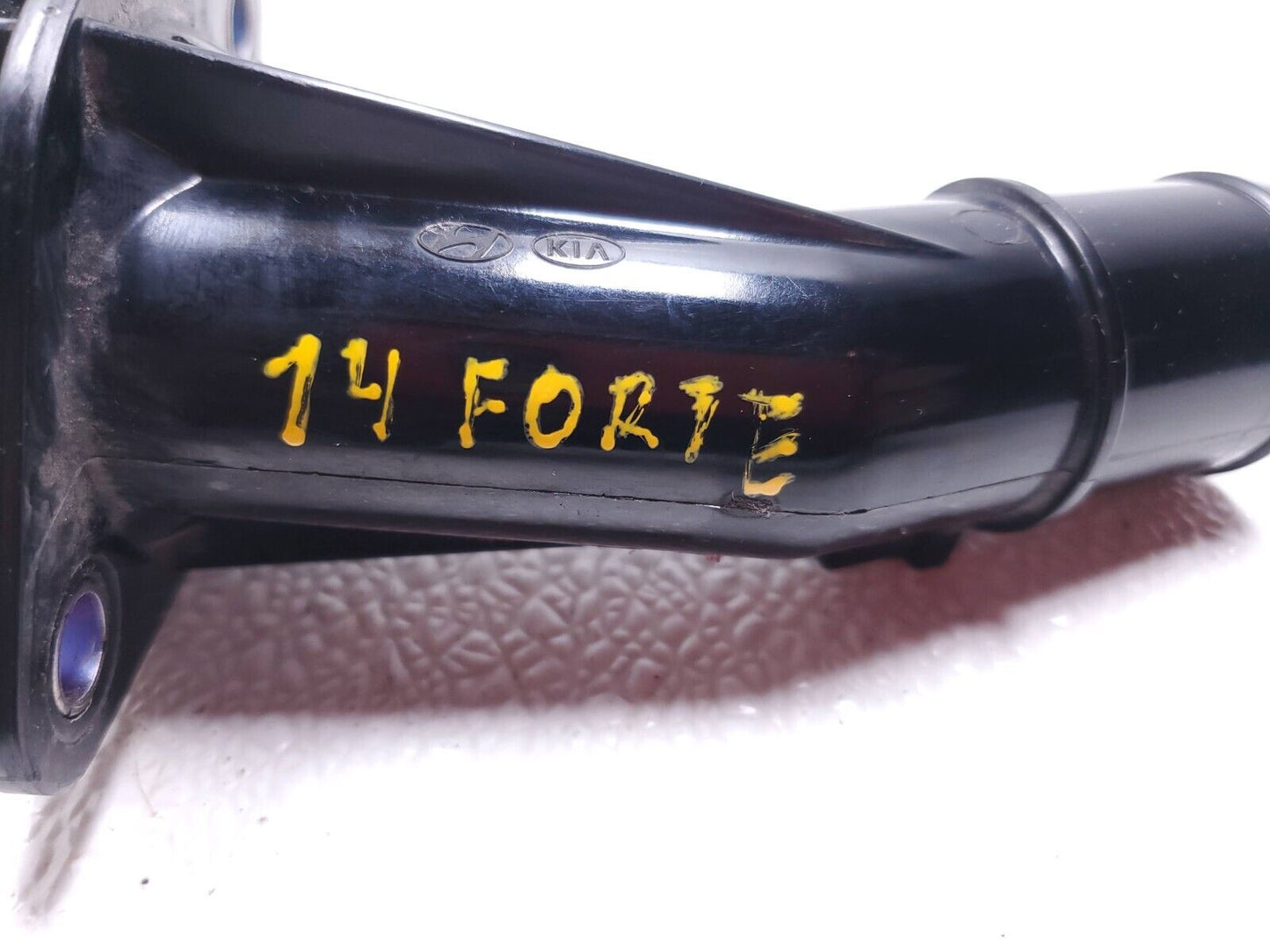 14 15 16 Kia Forte 2.0l Water Coolant Inlet Fitting 256312b051 OEM 73k Miles