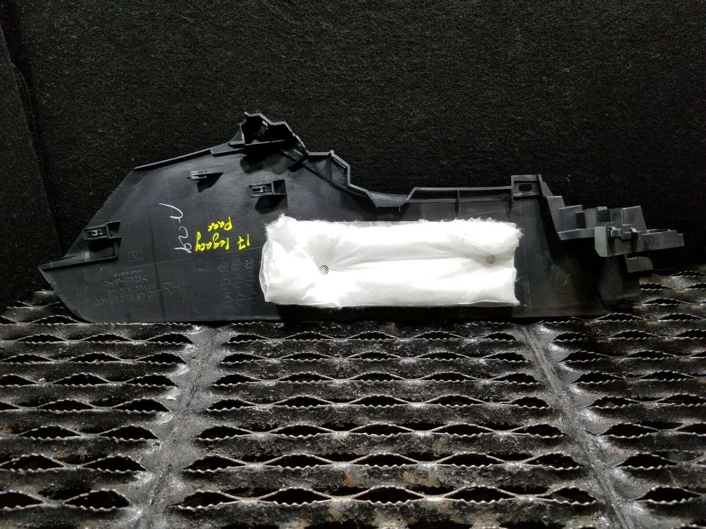 15 16 17 Subaru Legacy Right Pass Center Console Side Trim Cover 92125al00a OEM