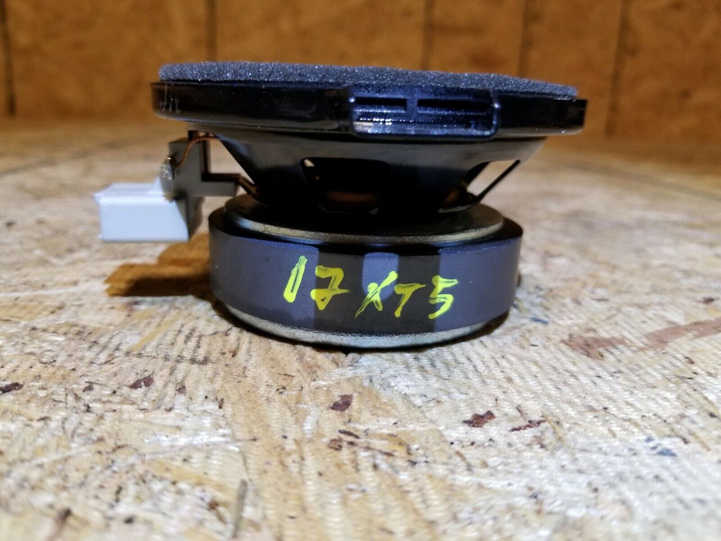 17 18 19 20 Cadillac Xt5 Dash Panel Center Speaker 23301702 OEM 34k