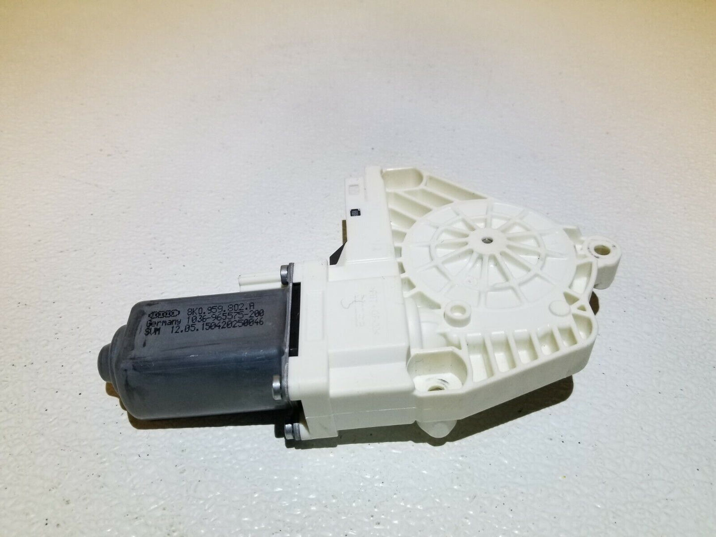 11 12 13 14 15  Audi Q7 Rear Right Pass Door Window Motor Regulator OEM 87k