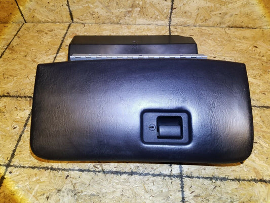 07 08 09 10 11 Lincoln Town Car Glove Box OEM 65k