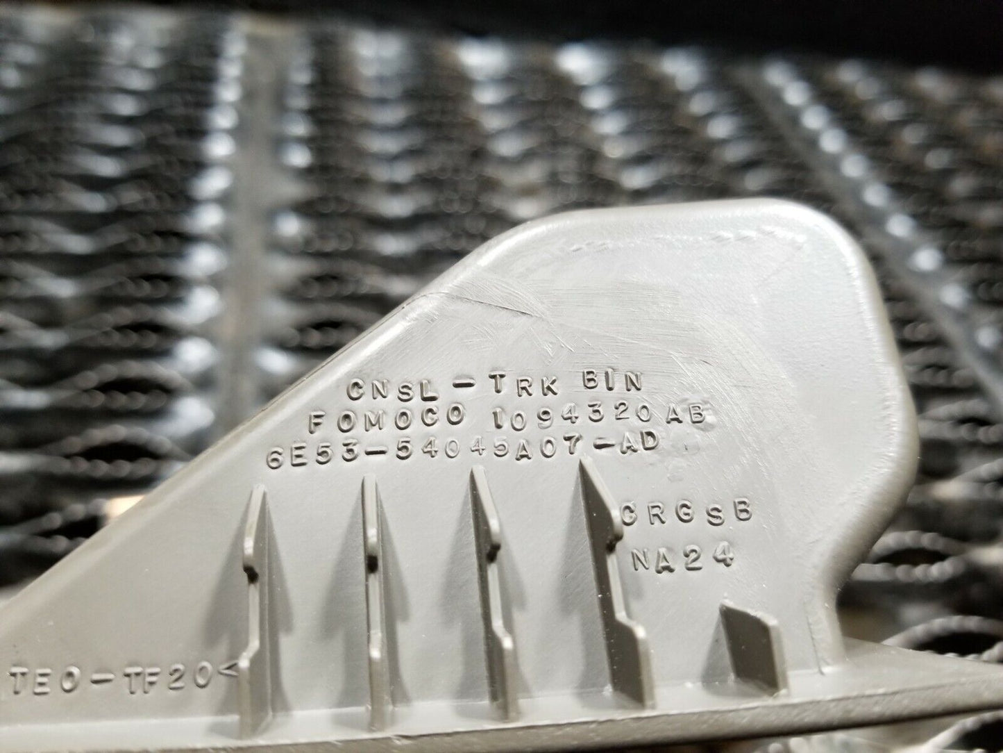 06 07 08 09 Mercury Milan Center Dash Tray With Power Outlet Cigarette Light OEM