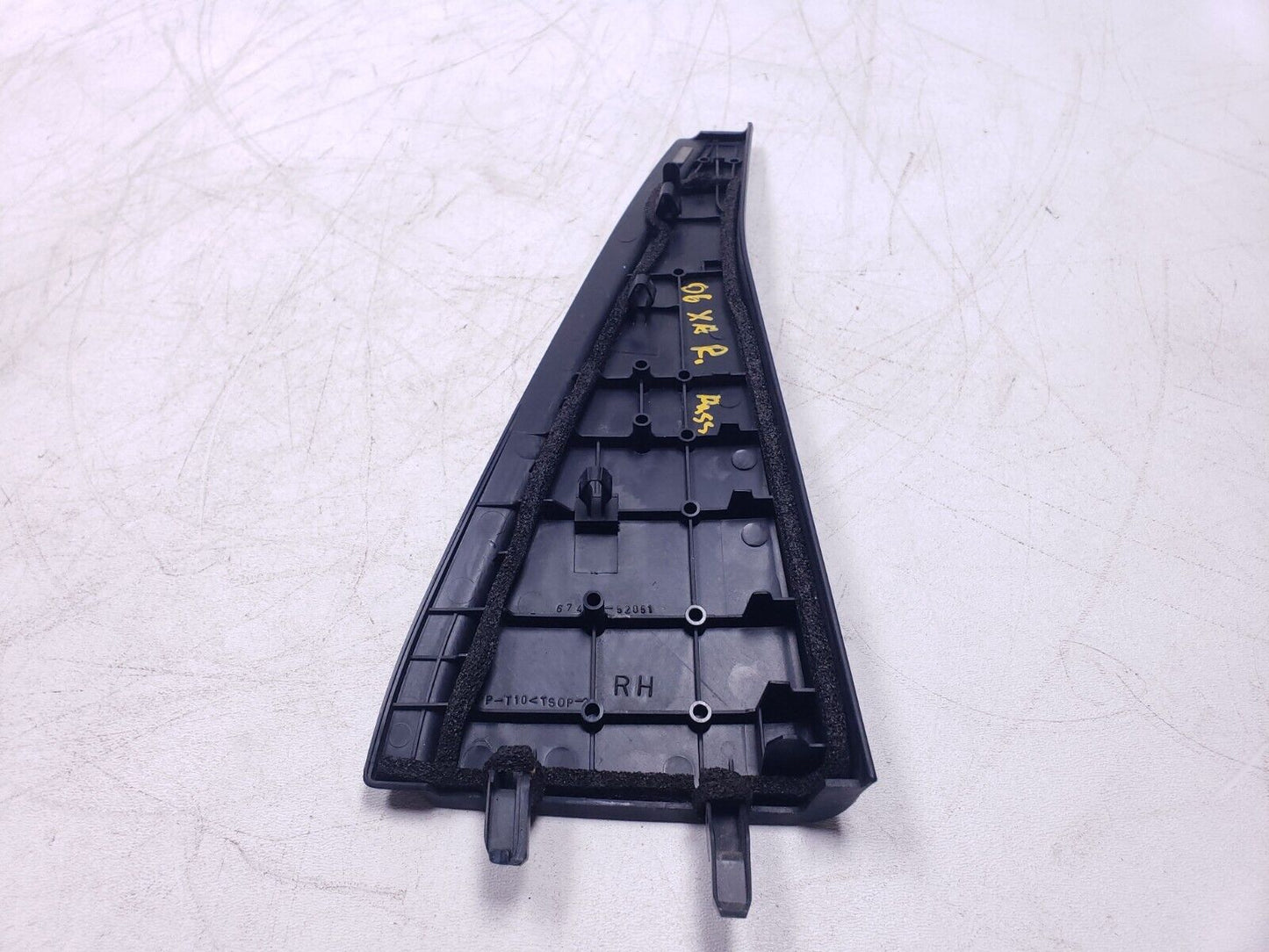 2004 2005 2006 Scion Xa Door Molding Trim Cover Rear Right Passenger Side OEM