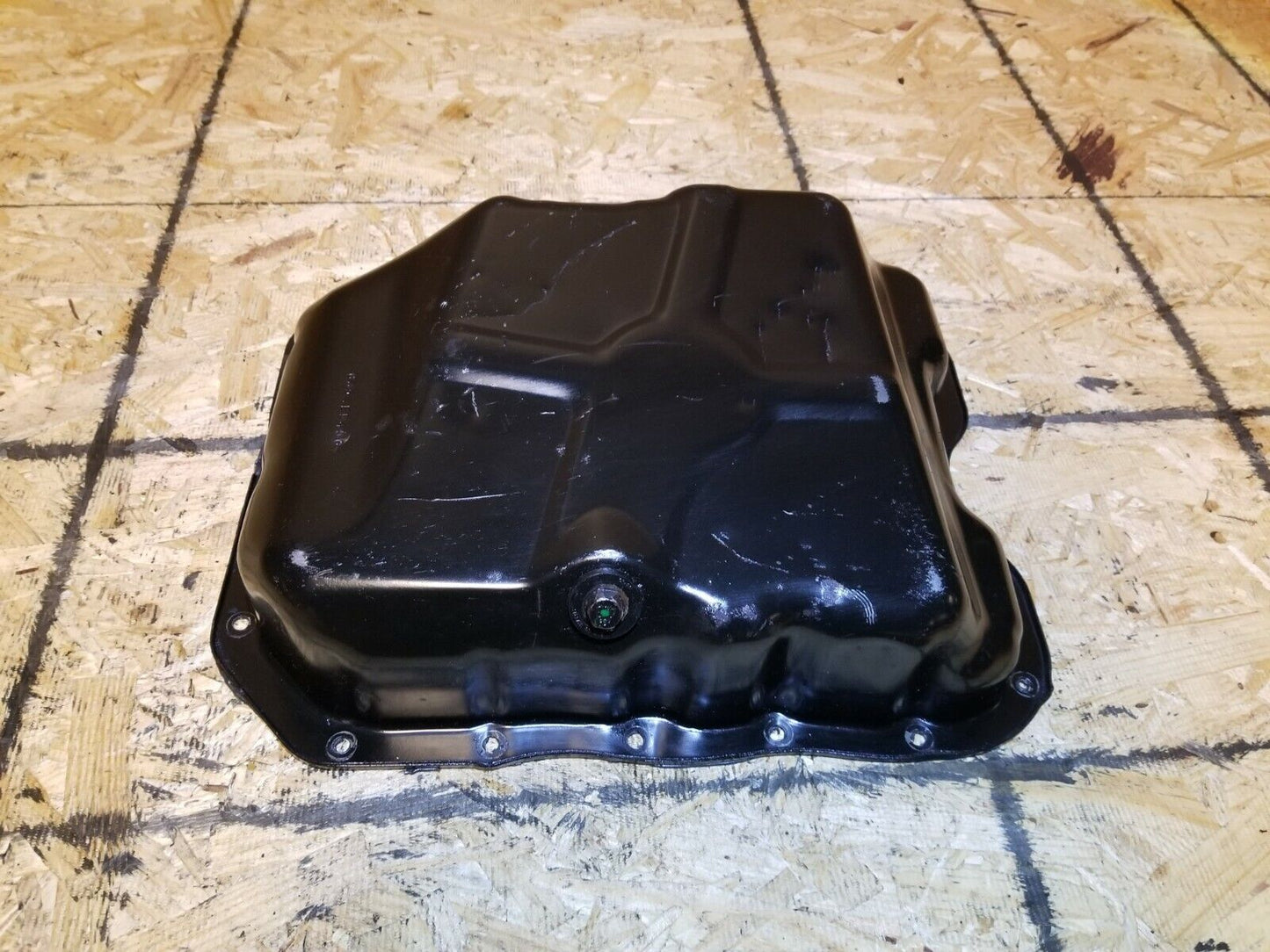07 08 09 10 Chrysler Sebring 2.4l Engine Oil Pan OEM