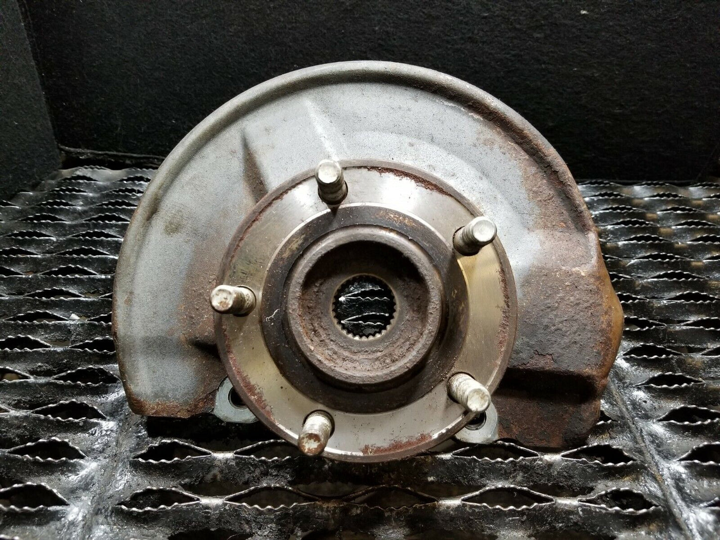 13 14 15 16 Jeep Compass Front Left Spindle Knuckle Driver Side OEM 30k Miles