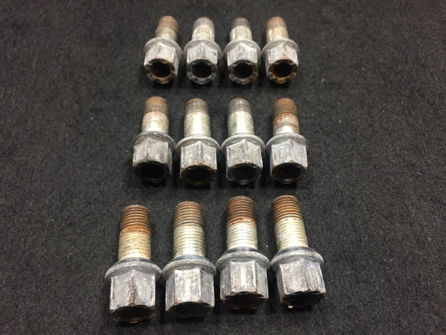 12 13 14 15 VW Passat Wheel Lug Nut Bolt OEM Bolts/nuts 12pcs