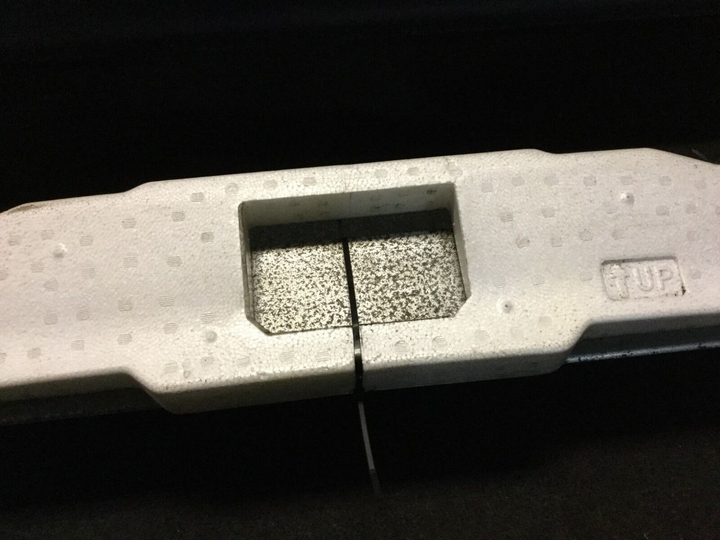 04 05 06 07 08 09 Toyota Prius Rear Bumper Reinforcement W/  Foam  OEM