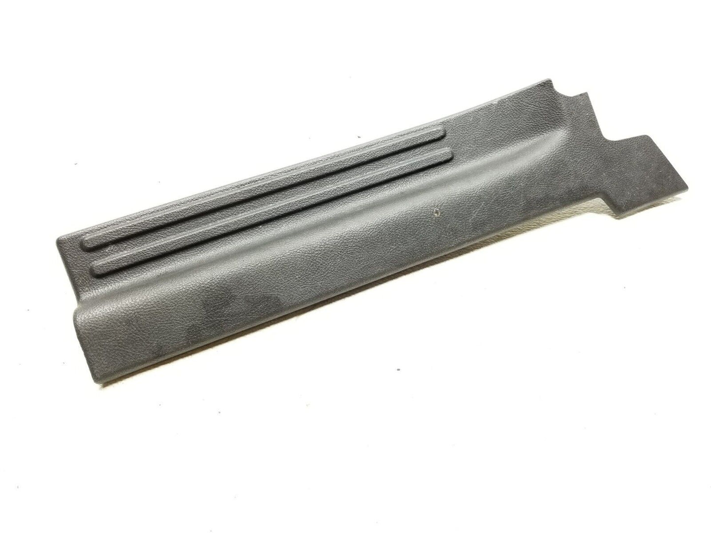2007 - 2014 Lincoln Navigator Rear Right Pass Side Scuff Plate Trim Panel OEM