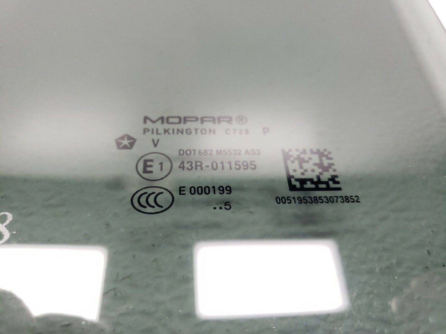 15 16 17 Jeep Renegade Rear Left Driver Door Window Glass OEM 62k Miles