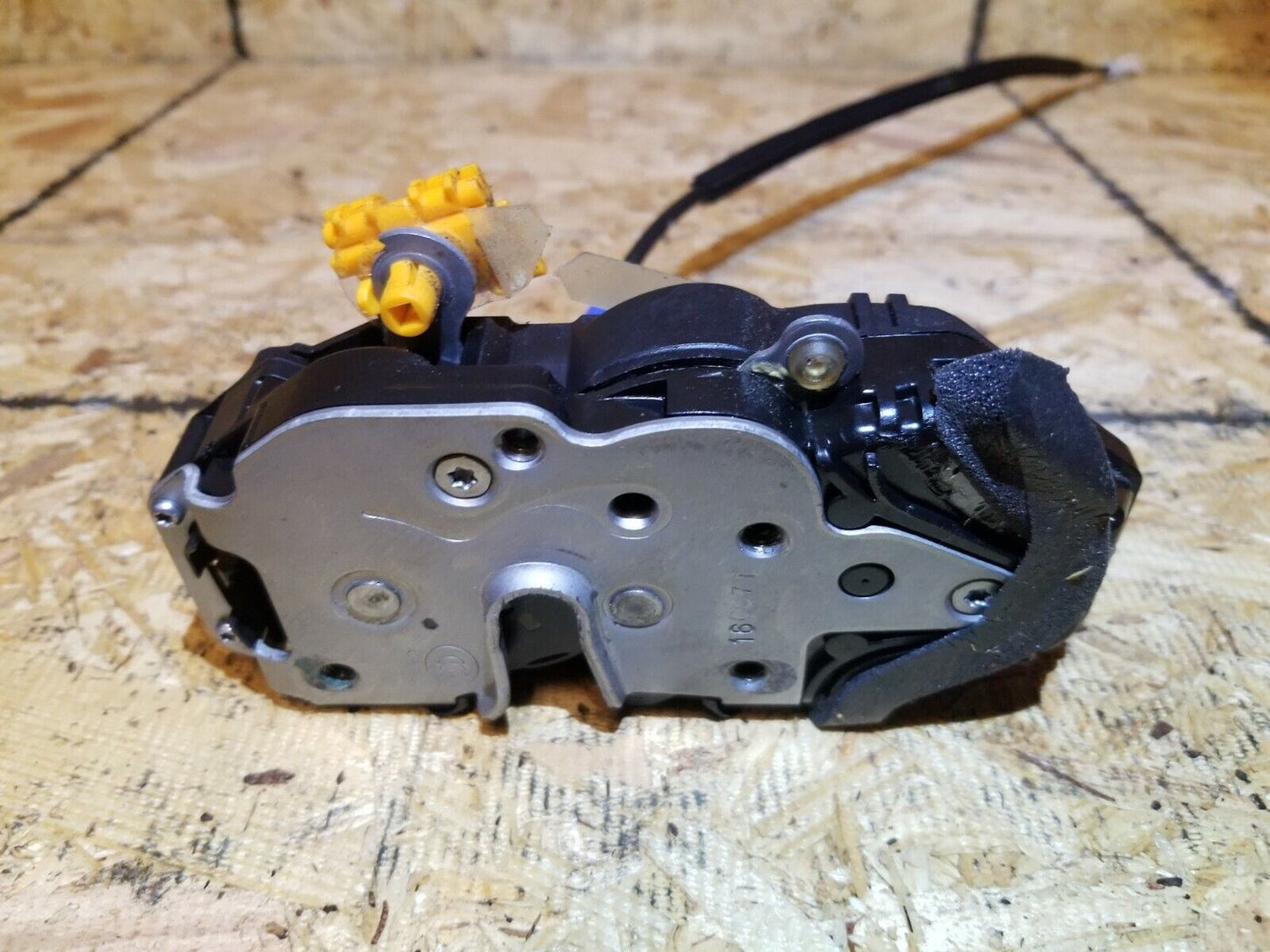 13 14 15 16 Buick Encore Front Left Driver Door Side Lock Latch Actuator OEM 32k