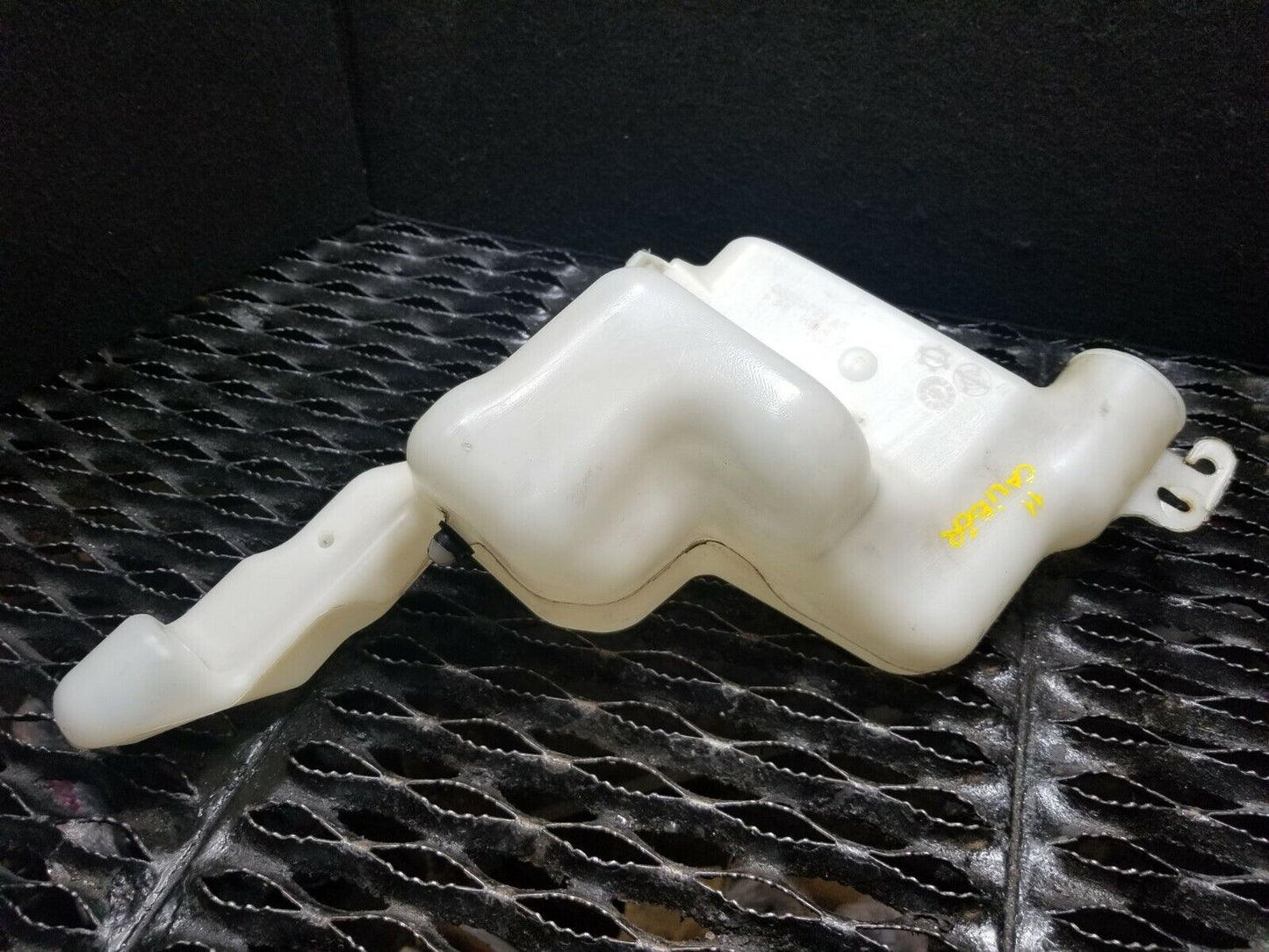 07 - 12 Dodge Caliber Windshield Washer Fluid Reseervoir Bottle OEM