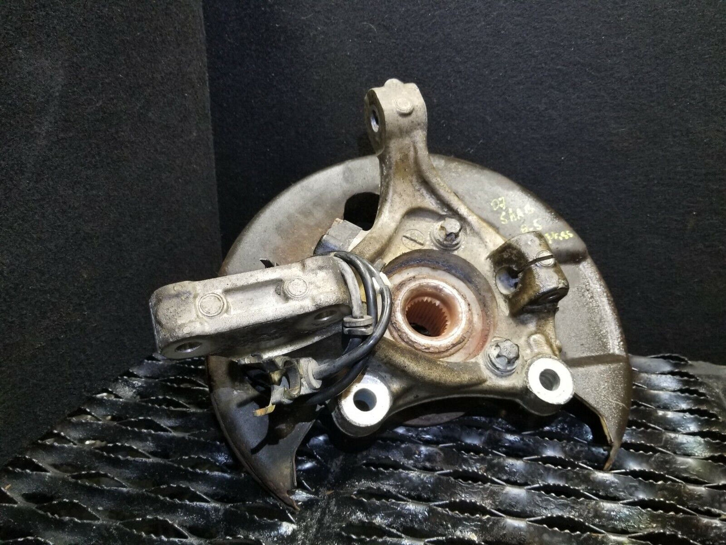 06 07 08 09 Saab 9-5 Aero 2.3t Front Right Pass Side Spindle Knuckle Hub OEM