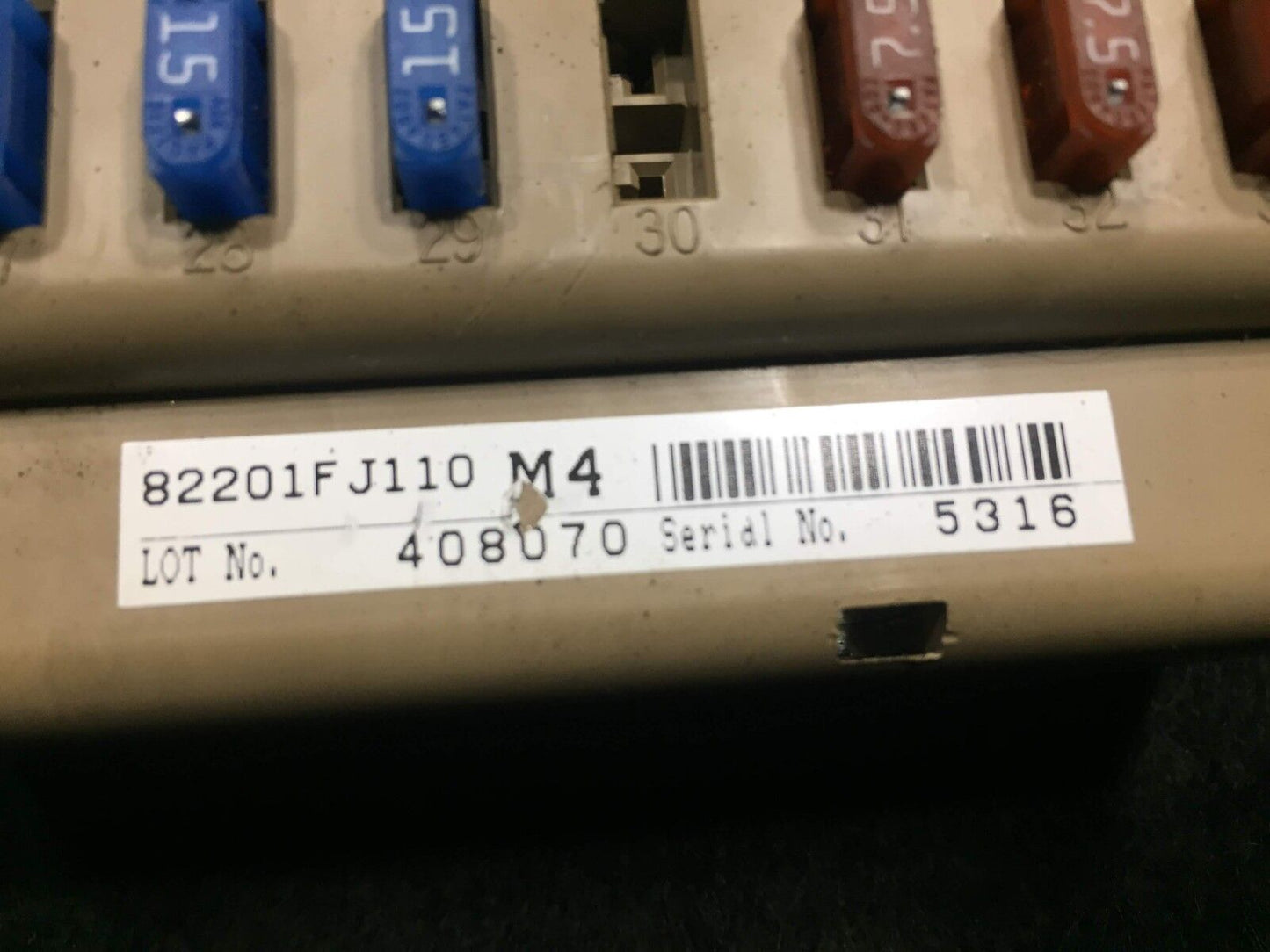 14 15 16 Subaru Forester Fuse Relay Box 82201fj110 OEM 43k