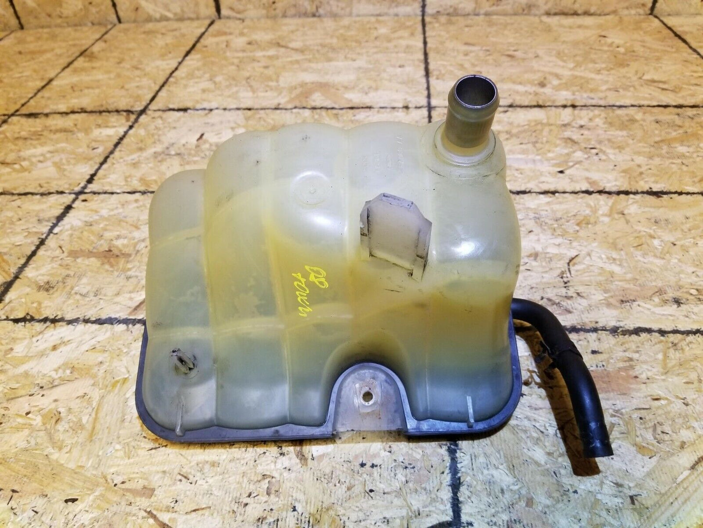 06 07 08 09 10 11 Lincoln Town Coolant Overflow Reservoir Bottle W/cap OEM 63k