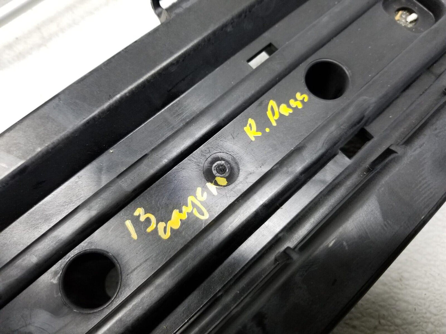 2011 - 2014 Porsche Cayenne Trunk Base Rail Support Trim Lh & Rh 2pcs OEM