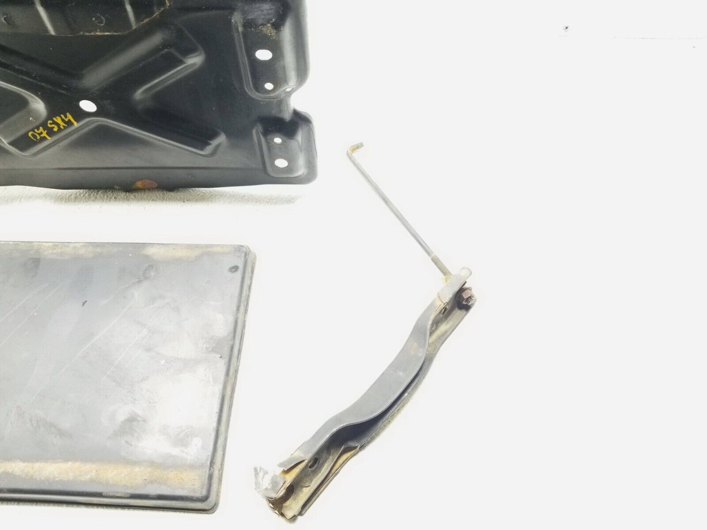 2007 - 2013 Suzuki SX4 Battery Tray Holder OEM 70k Miles