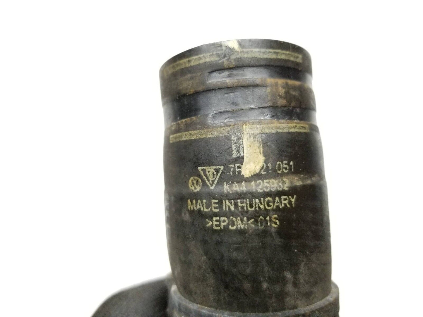 11 12 13 14 Porsche Cayenne Radiator Coolant Hose Pipe OEM