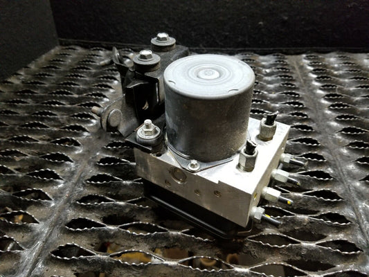 10 11 12 13 Infiniti G37 Coupe ABS Anti Lock Brake Pump OEM 99k