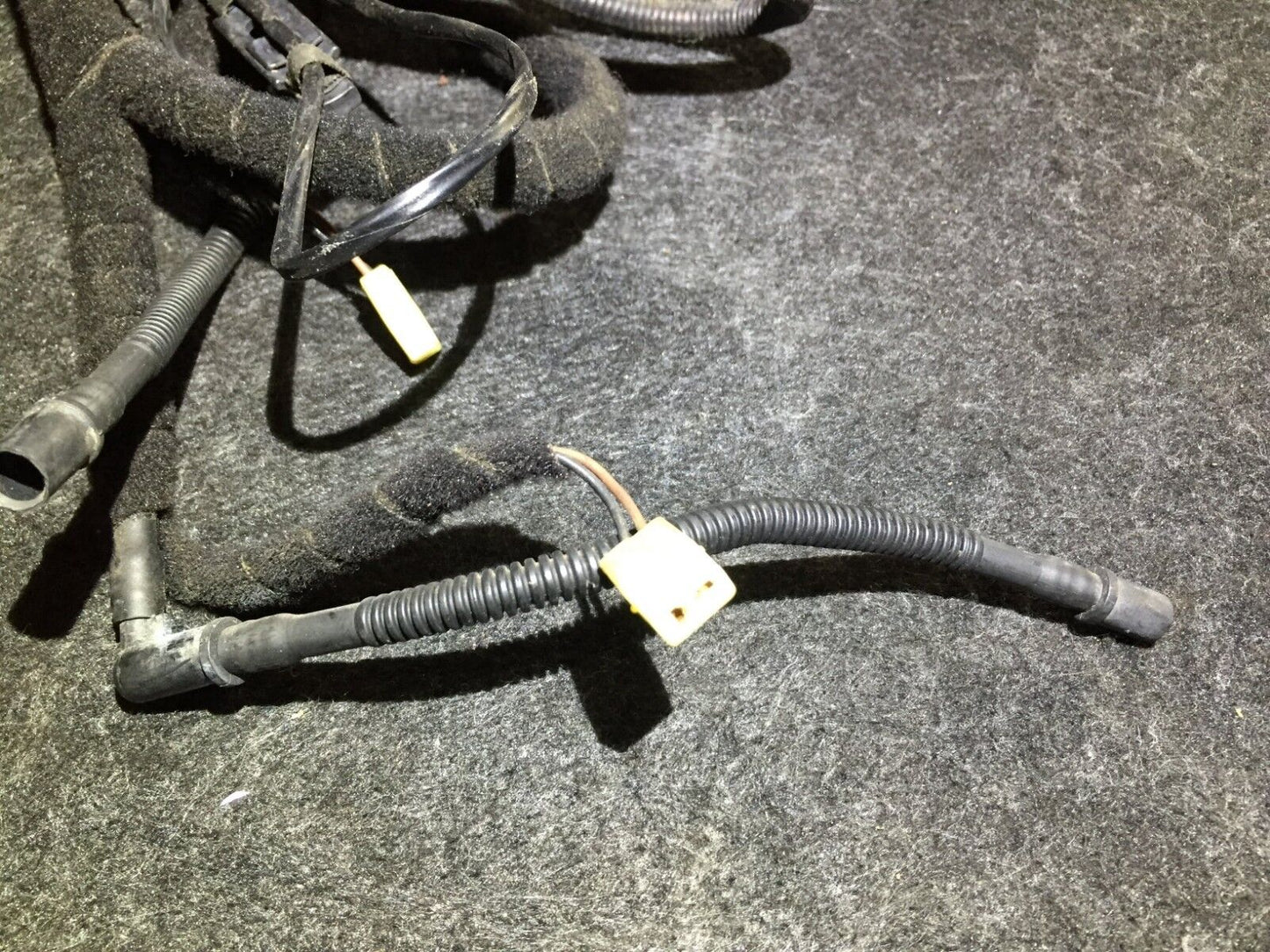 03 04 05 06 Porsche Cayenne Hood Wire Wiring Harness Cables Connector OEM