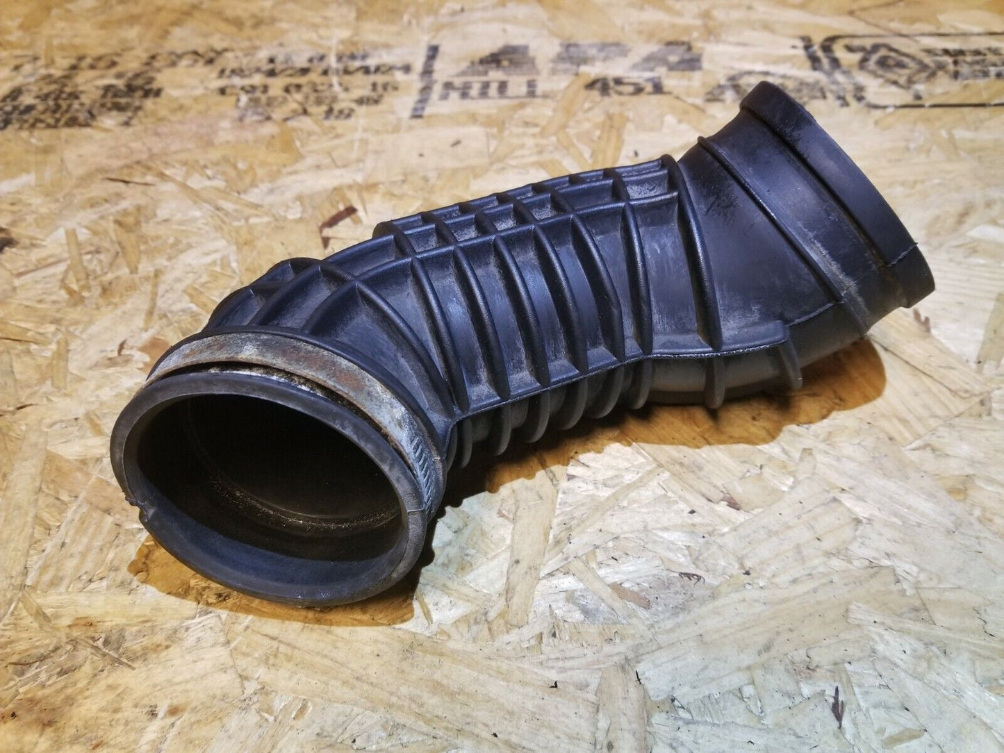 06 07 08 09 Saab 9-5 Aero Front Engine Air Intake Tube Line Hose Pipe OEM