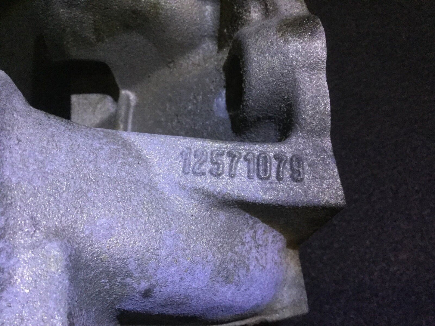 07 08 09 Suzuki Vitara Xl-7 3.6l Lower Intake Manifold OEM D9