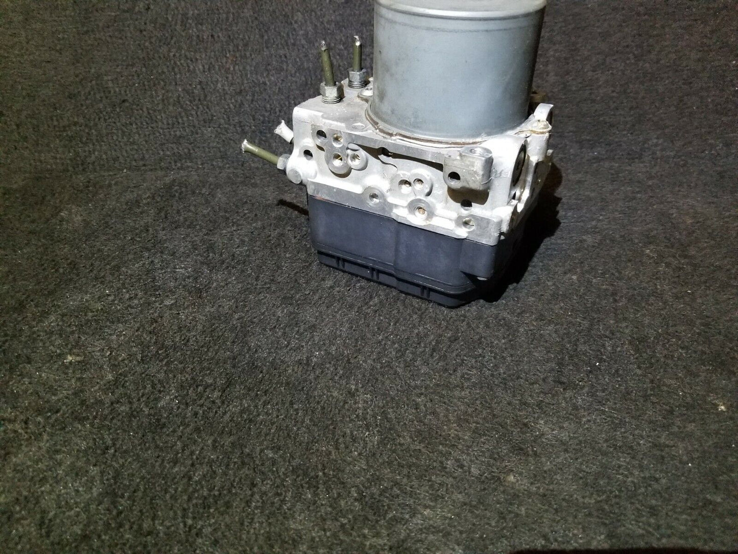 11 12 13 14 15 16 Scion Tc Anti Lock Brake ABS Pump OEM 74k