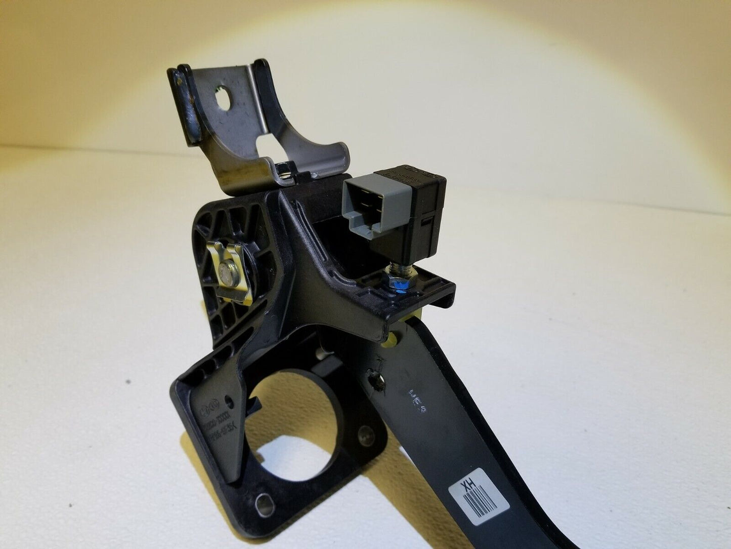 07 08 09  10 11 Kia Borrego Brake Pedal Assembly New