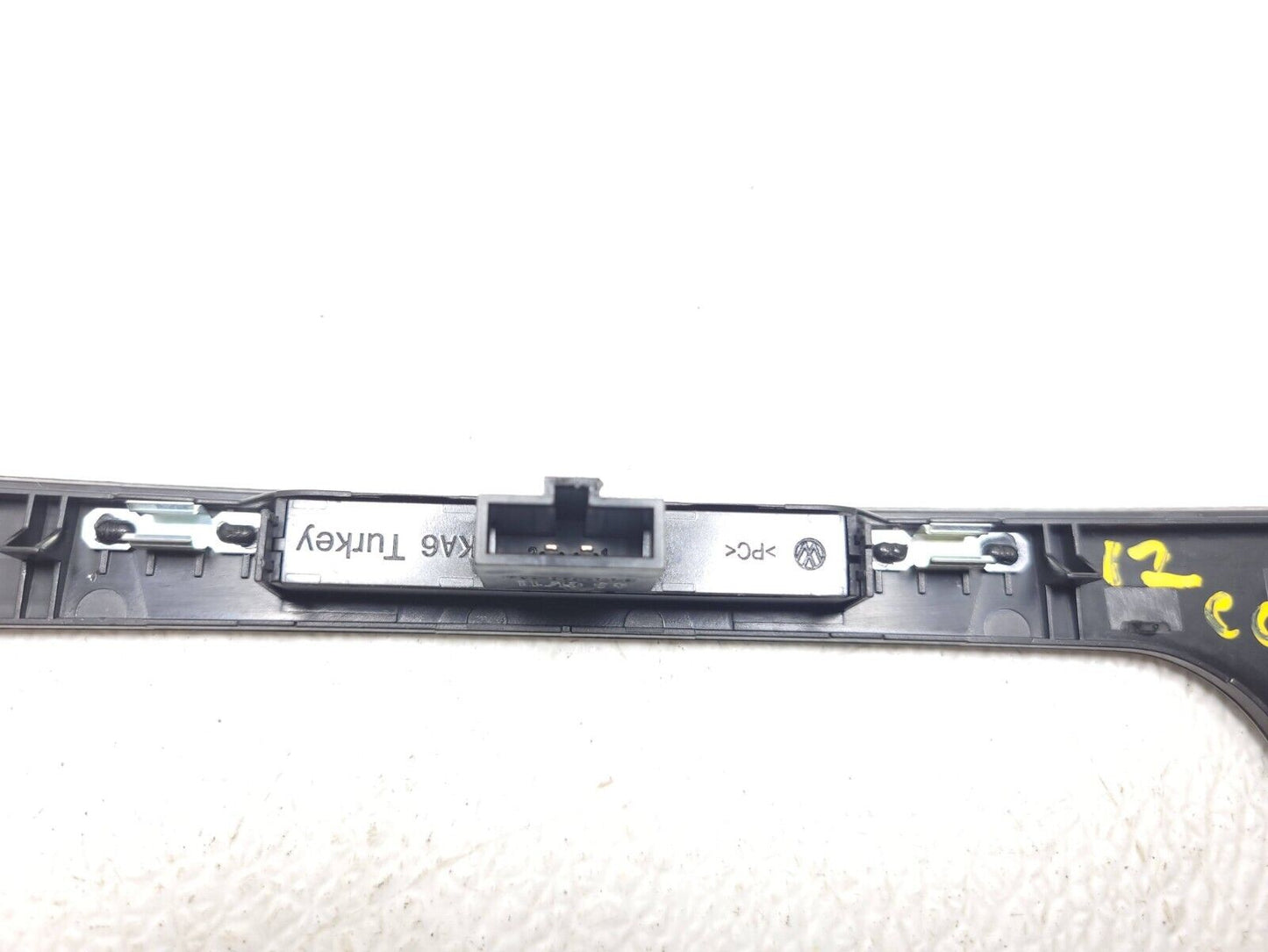 09 10 11 12 Volkswagen Cc Dash Center Trim Bezel OEM