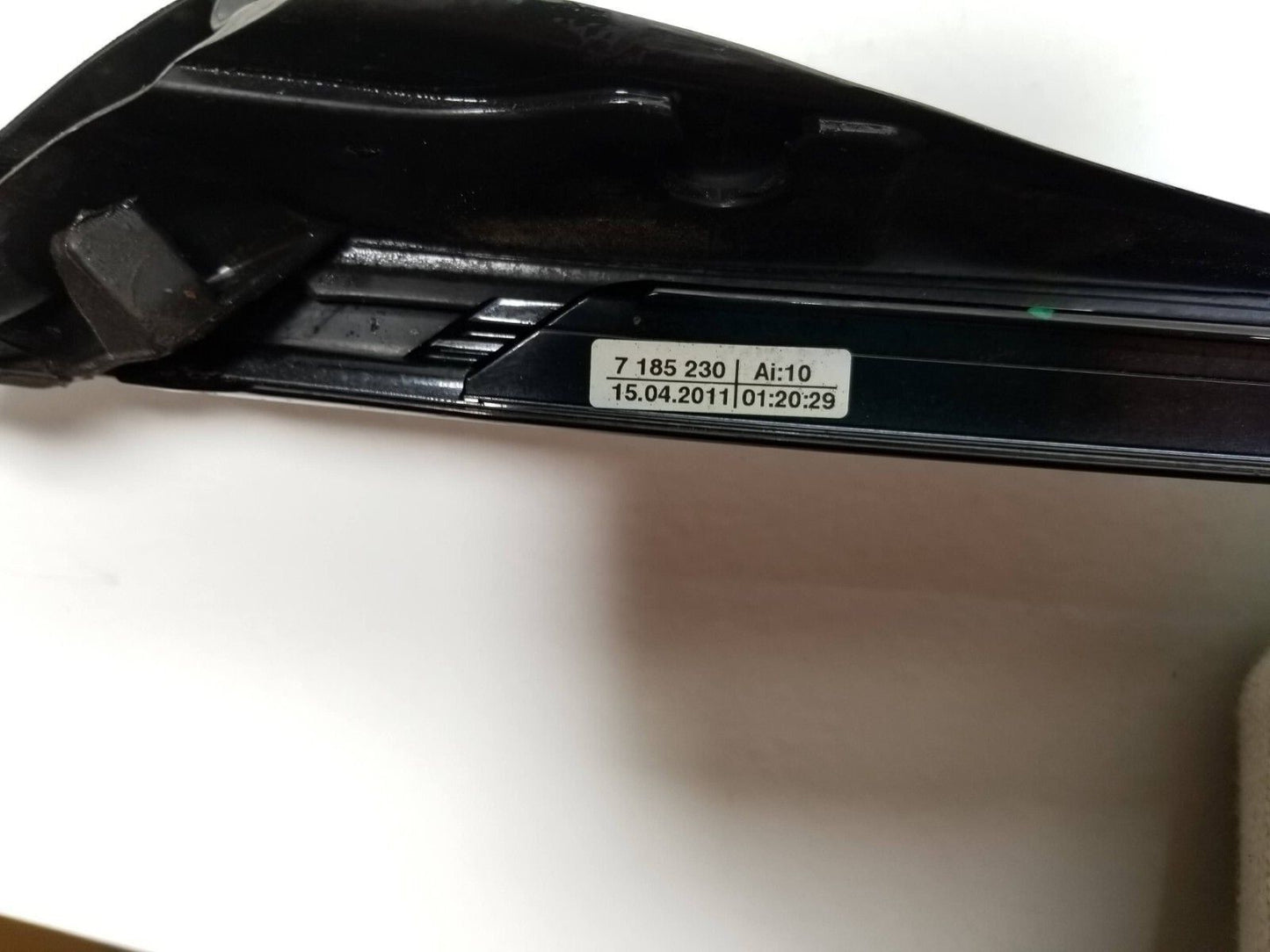09 10 11 12 BMW 750li F02 Front Right Pass Door Window Frame Trim Molding OEM