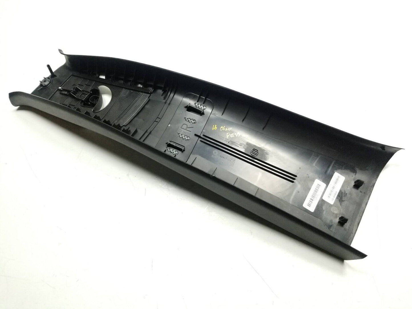 14 15 16 17 18 Jeep Cherokee Center B Pillar Upper Panel Right Pass Side OEM ✅