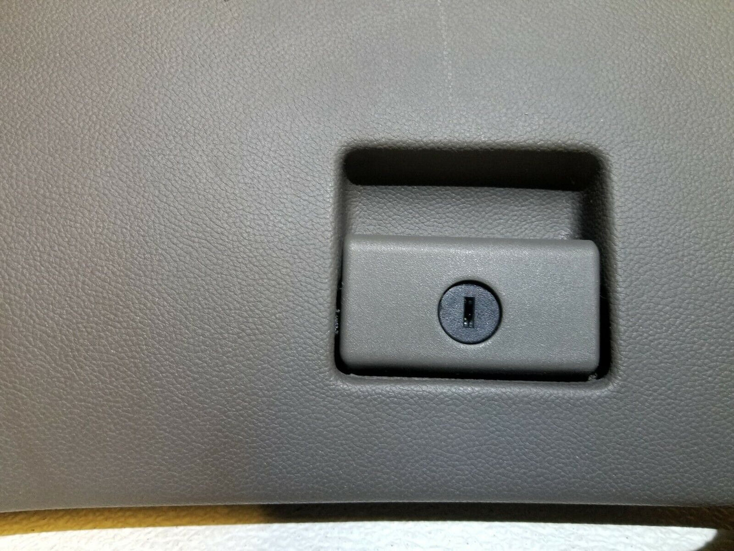 10 11 12 13 Infiniti G37 Coupe Dash Glove Box 68102 Jk600 OEM 99k