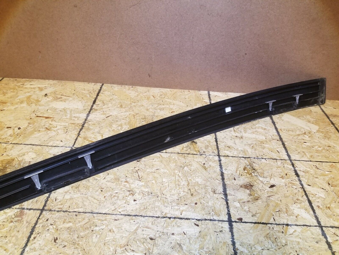07 08 09 10 Mercedes-benz R350 Left Driver Side Upper Roof Rail Molding Trim OEM