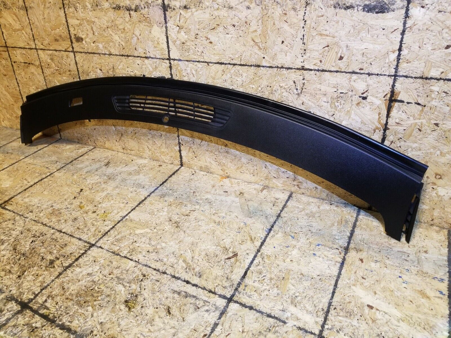 13 14 15 GMC Acadia Dash Dashboard Instrument Panel Defrost Cover Grille OEM